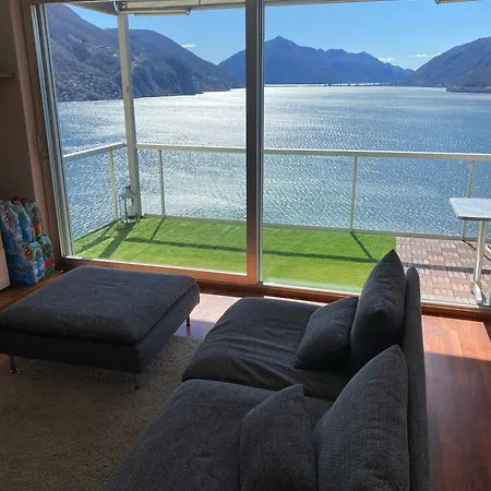 Attico Con Vista Panoramica Sul - Due Apartamento *