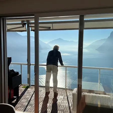 Attico Con Vista Panoramica Sul - Due