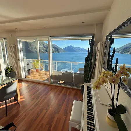 Attico Con Vista Panoramica Sul - Due Lugano