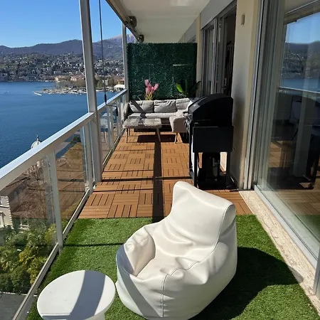 Appartamento Attico Con Vista Panoramica Sul - Due